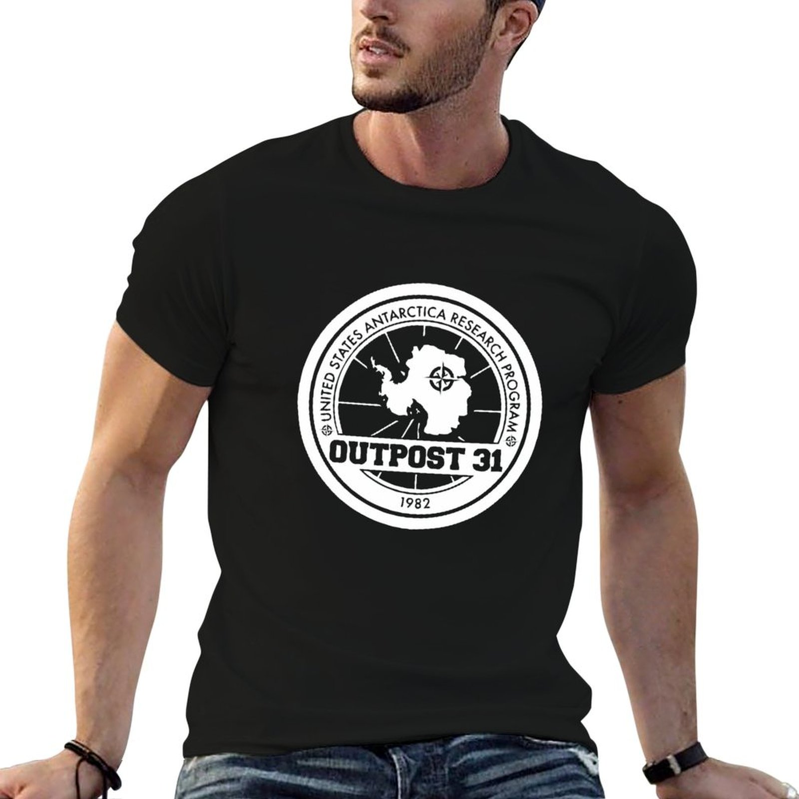Anime Merchandise Shirt - Camiseta con logotipo de Outpost 31,