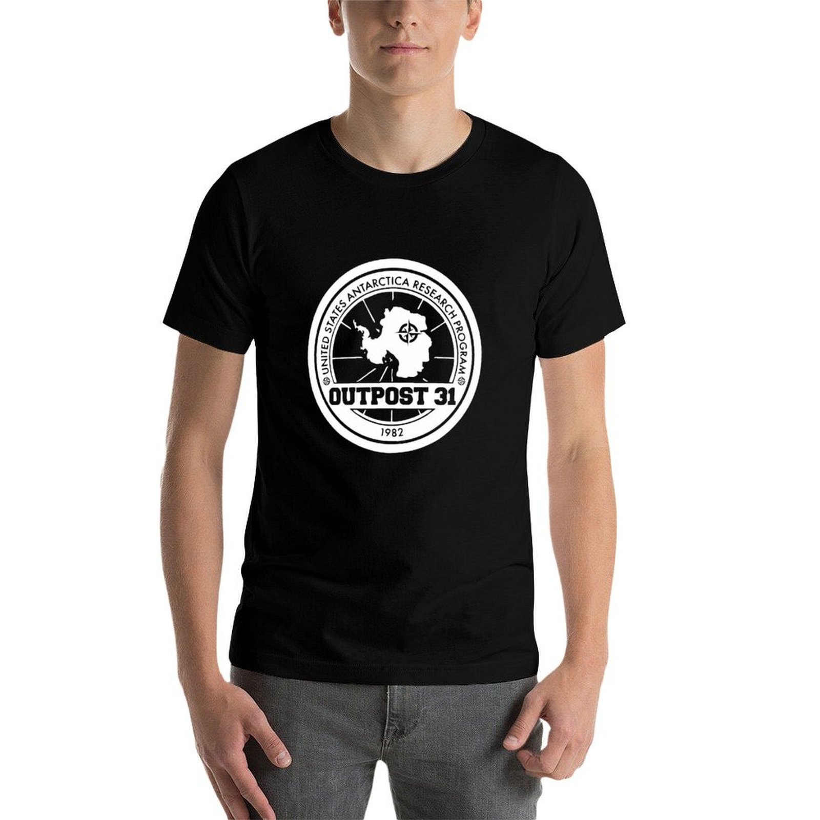 Camiseta con logotipo de Outpo - Anime Merchandise Shirt reseña y precio